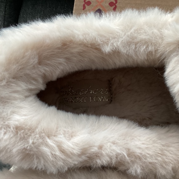 Skechers Women's Cozy Ojai Mocassin Casual Sneakers, size 9 - Picture 12 of 12